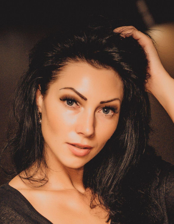 Inna singles dating near me